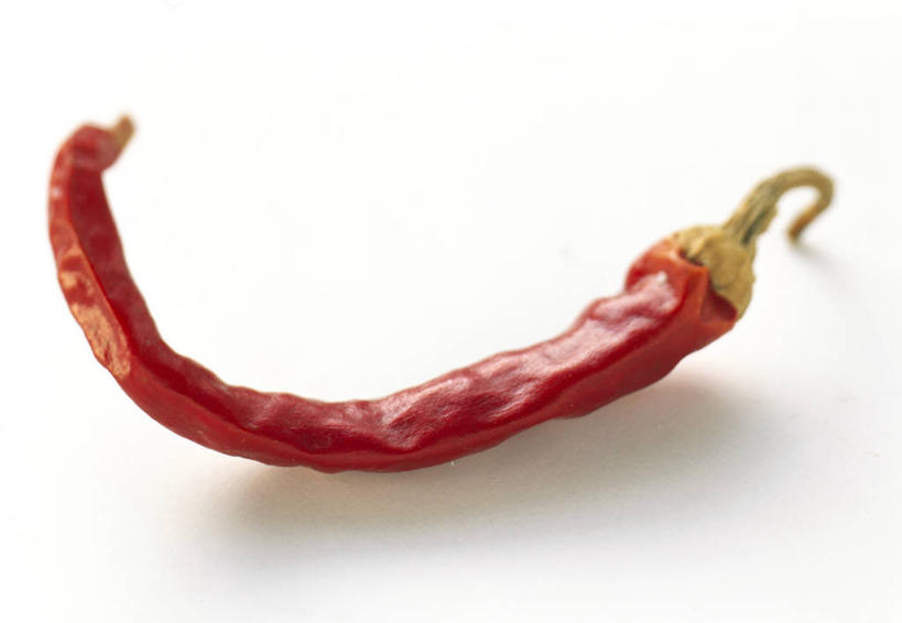 无人,横图,俯视,室内,特写,白天,白色背景,餐桌,桌子,辣椒,蔬菜,阴影,新鲜,反射,影子,食品,食物,一个,摄影,有机食品,绿色食品,影棚,单个,餐台,辣角,红海椒,大椒,辣虎,广椒,辣子,红辣椒,海椒,番椒,彩图,高角度拍摄,影棚拍摄,拍摄