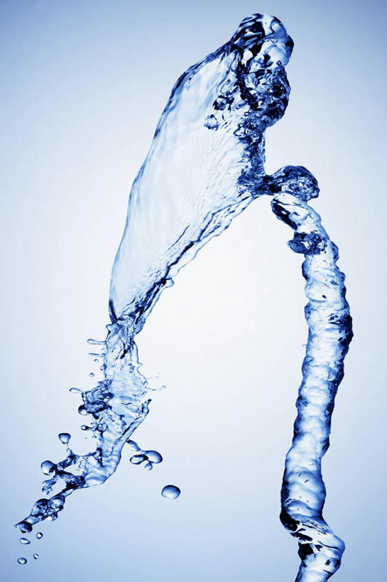 无人,竖图,室内,特写,白天,正面,水,阴影,飞溅,蓝色背景,溅,反射,液体,影子,水滴,水珠,摄影,影棚,喷洒,彩图,影棚拍摄,拍摄