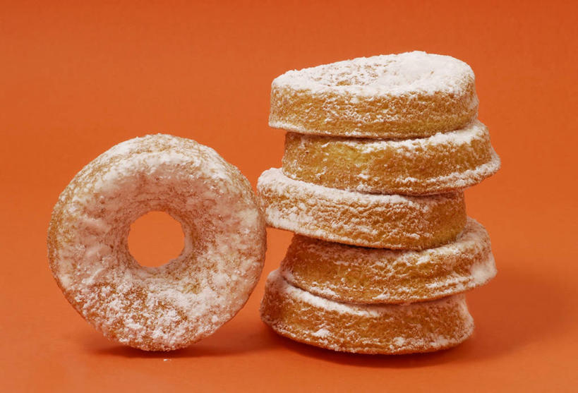 无人,横图,俯视,室内,特写,白天,餐桌,桌子,一排,许多,橙色背景,阴影,整齐,反射,粉末,影子,调料,食品,糖,糖果,甜点,甜品,调味品,软糖,很多,调味料,食物,排列,甜食,粉,摄影,影棚,餐台,堆,队列,粉状,粉剂,彩图,高角度拍摄,影棚拍摄,拍摄