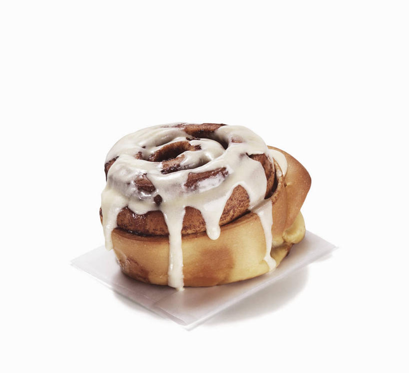 点心,面包,无人,横图,俯视,室内,特写,白天,白色背景,餐桌,桌子,阴影,反射,影子,调味,香料,佐料,食品,面点,肉桂,食物,糕点,一个,果酱,摄影,影棚,单个,餐台,配料,桂皮,作料,官桂,牡桂,筒桂,香桂,玉桂,果子酱,彩图,高角度拍摄,影棚拍摄,拍摄