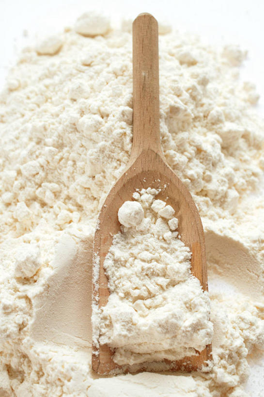 无人,竖图,俯视,室内,特写,白天,一堆,许多,阴影,堆叠,堆积,反射,木制,粉末,影子,面粉,粮食,一个,白色,木制品,容器,粉,摄影,影棚,单个,储藏,堆,农产品,卫生,储存,纯真,原材料,粉状,洁净,光明,恬静,中间色,朴素,清白,彩图,高角度拍摄,影棚拍摄,拍摄,贮存