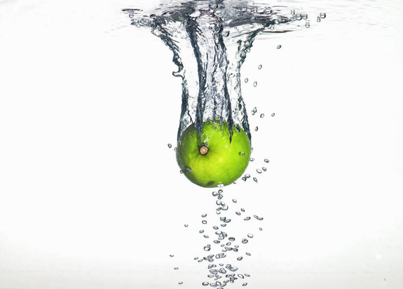 无人,横图,室内,特写,白天,白色背景,正面,水,水果,阴影,波纹,飞溅,新鲜,溅,透明,反射,液体,影子,气泡,水滴,生食,食品,果实,涟漪,漩涡,水泡,水珠,食物,一个,绿色,水纹,泡泡,摄影,有机食品,绿色食品,影棚,单个,圆弧,喷洒,酸橙,代代,橙子,橙,彩图,影棚拍摄,拍摄