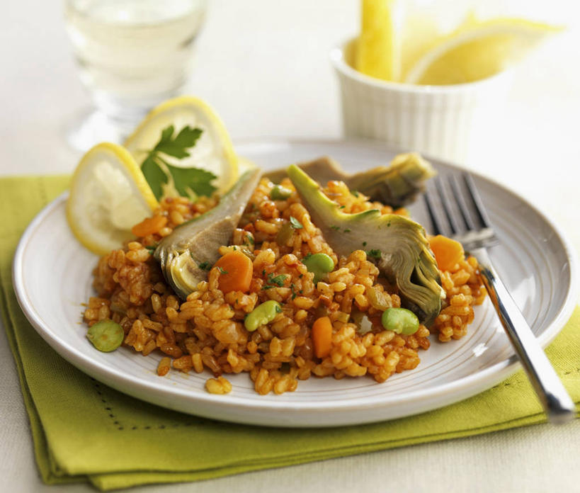 米饭,红酒,葡萄酒,无人,横图,俯视,室内,特写,白天,白色背景,植物,桌面,桌子,柑橘,豆,蔬菜,杯子,餐具,水果,纺织品,阴影,新鲜,反射,木制,布,碟子,高脚杯,盘,影子,陶瓷,豆类,豆子,朝鲜蓟,谷类,谷物,食品,陶瓷制品,织物,红酒杯,白葡萄酒,酒类,饭,米,大米,玻璃制品,酒,食物,饮料,一个,盘子,酒杯,木制品,容器,碟,碗,洋蓟,摄影,有机食品,绿色食品,影棚,单个,储藏,布匹,五谷,葡萄酒杯,储存,豆科,青大豆,卡其布,玻璃杯,橘子,桔子,橙子,橙,青豆,彩图,高角度拍摄,影棚拍摄,拍摄,贮存,菜蓟,法国百合,球洋蓟,蔬菜之皇,洋百合