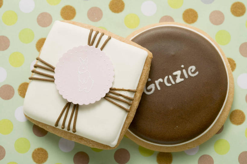 点心,无人,横图,俯视,室内,特写,白天,餐桌,桌子,复活节,阴影,节日,庆祝,反射,布料,影子,食品,曲奇,布纹,文化,桌布,食物,餐巾,台布,饼干,零食,庆典,餐台,纪念,曲奇饼,曲奇饼干,彩图,高角度拍摄