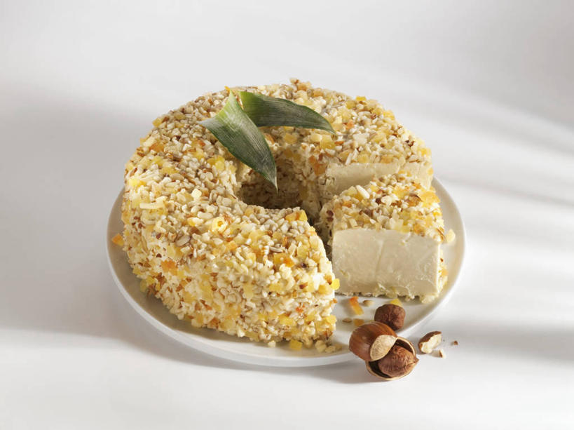 奶酪,无人,横图,俯视,室内,特写,白天,白色背景,餐桌,桌子,菠萝,餐具,水果,叶子,切开,阴影,新鲜,反射,碟子,盘,影子,生食,干酪,起司,食品,坚果,果实,绿叶,芝士,营养,食物,一个,绿色,盘子,碟,干果,切,嫩叶,乳酪,摄影,有机食品,绿色食品,影棚,单个,餐台,乳制品,发酵,剖面,切面,叶,叶片,凤梨,彩图,高角度拍摄,影棚拍摄,拍摄