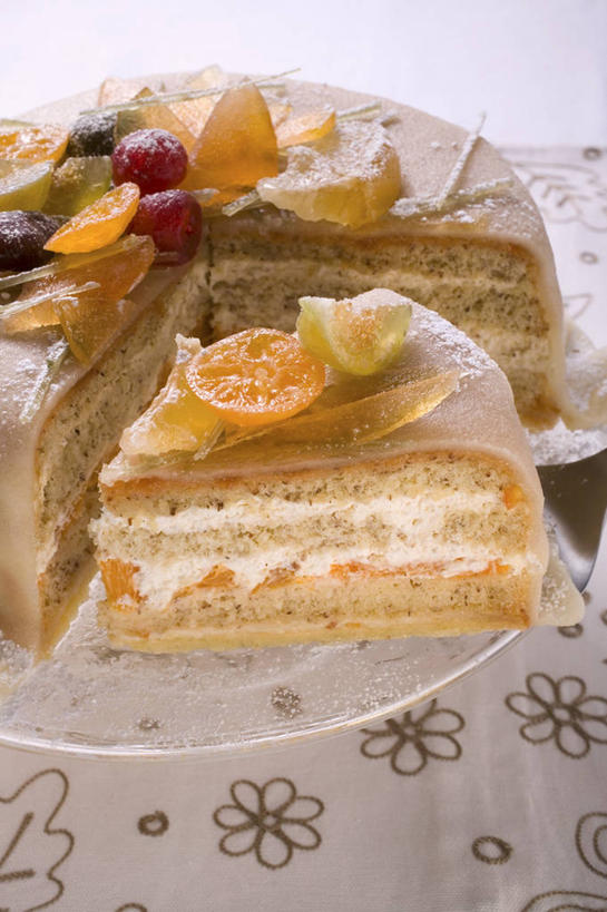 点心,无人,竖图,俯视,室内,特写,白天,下午茶,餐桌,桌子,餐具,水果,许多,阴影,新鲜,反射,碟子,盘,影子,生食,食品,坚果,果实,食物,糕点,盘子,碟,干果,摄影,蜜饯,有机食品,绿色食品,影棚,餐台,彩图,高角度拍摄,影棚拍摄,拍摄,蛋糕