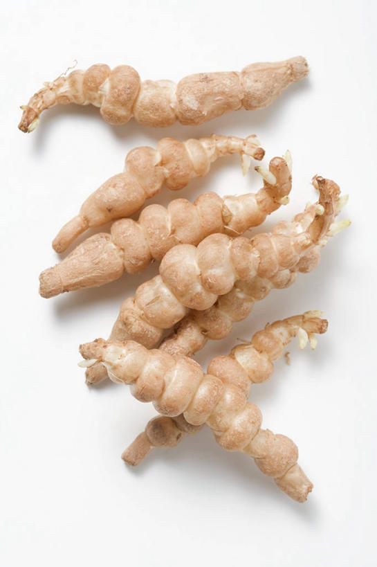 无人,竖图,俯视,室内,特写,白天,白色背景,餐桌,桌子,蔬菜,许多,阴影,新鲜,反射,影子,朝鲜蓟,食品,很多,食物,洋蓟,摄影,有机食品,绿色食品,影棚,餐台,彩图,高角度拍摄,影棚拍摄,拍摄,菜蓟,法国百合,球洋蓟,蔬菜之皇,洋百合