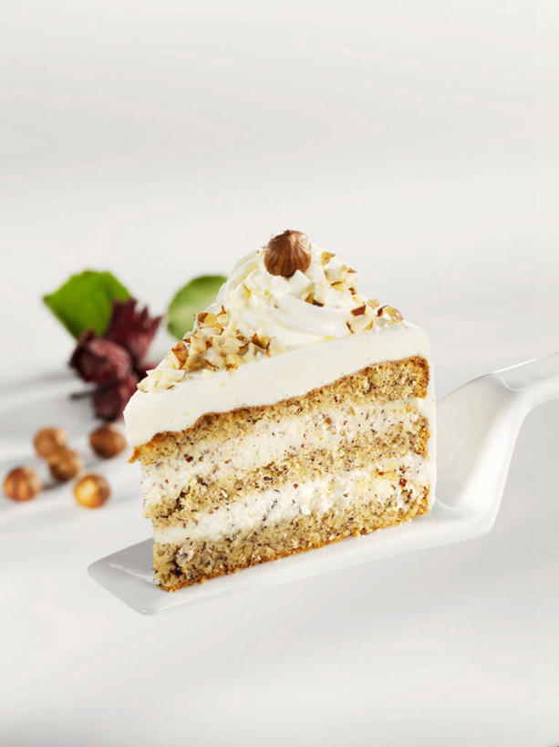 点心,无人,竖图,俯视,室内,特写,白天,白色背景,下午茶,餐具,叶子,阴影,反射,碟子,盘,影子,食品,坚果,甜点,甜品,果实,绿叶,食物,糕点,一个,盘子,碟,甜食,干果,奶油,嫩叶,摄影,影棚,单个,乳制品,榛子,激凌,克林姆,淇淋,山板栗,叶,叶片,彩图,高角度拍摄,影棚拍摄,拍摄,蛋糕