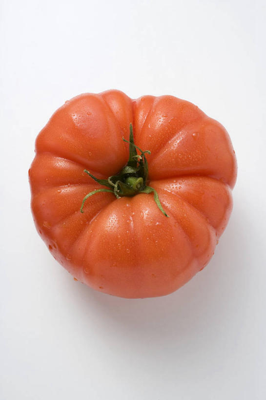 无人,竖图,俯视,室内,特写,白天,白色背景,餐桌,桌子,蔬菜,西红柿,阴影,新鲜,反射,影子,食品,食物,一个,红色,摄影,有机食品,绿色食品,影棚,单个,餐台,番茄,彩图,高角度拍摄,影棚拍摄,拍摄