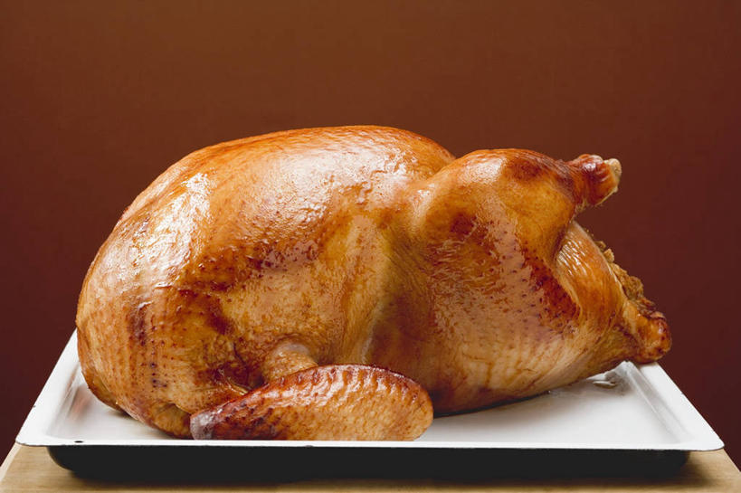 无人,横图,俯视,室内,特写,白天,桌面,桌子,鸡,餐具,阴影,红色背景,节日,庆祝,反射,木制,碟子,盘,影子,鸡肉,肉,火鸡,文化,肉类,家禽,一个,动物,盘子,木制品,碟,庆典,摄影,牲畜,影棚,单个,纪念,肉食,感恩节,七面鸟,吐绶鸡,彩图,高角度拍摄,影棚拍摄,拍摄