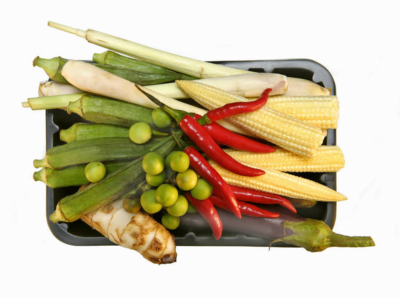 无人,横图,俯视,室内,特写,白天,白色背景,玉米,桌面,桌子,辣椒,茄子,蔬菜,餐具,一堆,许多,阴影,堆叠,堆积,新鲜,反射,木制,棒子,碟子,盘,影子,玉蜀黍,食品,西葫芦,很多,食物,一个,盘子,木制品,碟,白瓜,摄影,有机食品,绿色食品,影棚,单个,堆,苞米,苞芦,辣角,红海椒,大椒,辣虎,广椒,苞谷,茭瓜,包谷,大蜀黍,番麦,薏米包,玉高粱,玉麦,珍珠米,落苏,酪酥,辣子,昆仑瓜,红辣椒,海椒,番椒,矮瓜,彩图,高角度拍摄,影棚拍摄,拍摄
