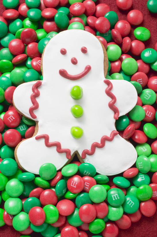 点心,无人,竖图,俯视,室内,特写,白天,圣诞节,一堆,许多,阴影,堆叠,堆积,节日,庆祝,人形,反射,影子,食品,糖,糖果,甜点,甜品,很多,文化,食物,糕点,一个,红色,绿色,饼干,甜食,零食,巧克力,庆典,单个,纪念,朱古力,堆,酥饼,姜饼,姜饼人,装饰饼干,彩图,高角度拍摄