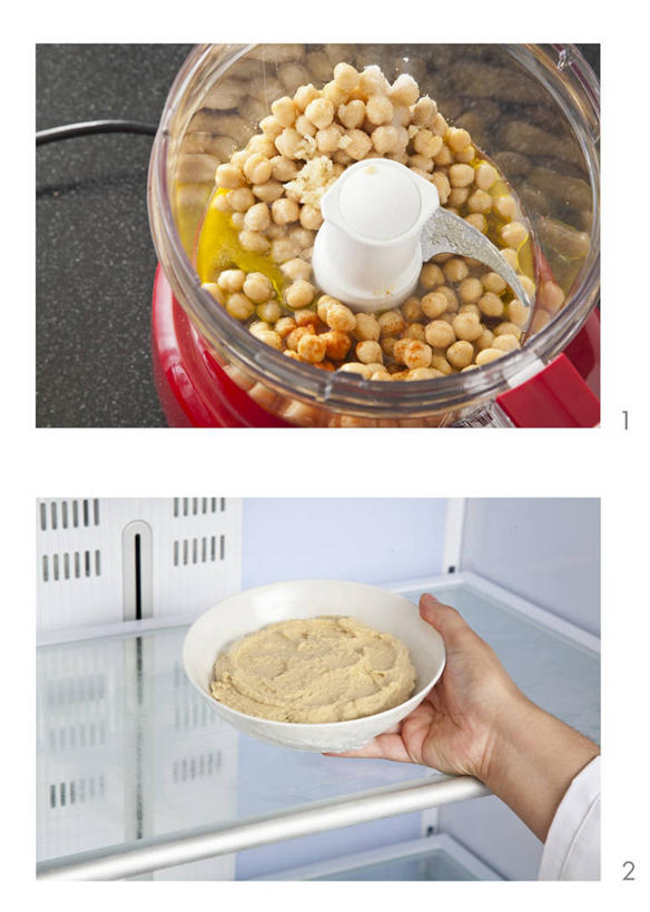 西方人,手,一个人,竖图,室内,特写,白天,正面,烹饪,蔬菜,厨具,金属制品,欧洲,欧洲人,仅一个年轻女性,仅一个女性,仅一个人,握,服装,新鲜,金属,电器,陶瓷,冰箱,豆类,食品,陶瓷制品,拿,拿着,休闲装,冷冻,冷柜,食物,一个,衣服,容器,搅拌器,冷藏柜,碗,休闲,手部,休闲服,握着,服饰,有机食品,绿色食品,冷藏,单个,储藏,单手,家电,家用电器,储存,鹰嘴豆,烹饪用具,回鹘豆,桃豆,鸡豆,诺胡提,保鲜,年轻女性,女人,女性,白种人,烹调用具,烹调,半身,彩图,贮存