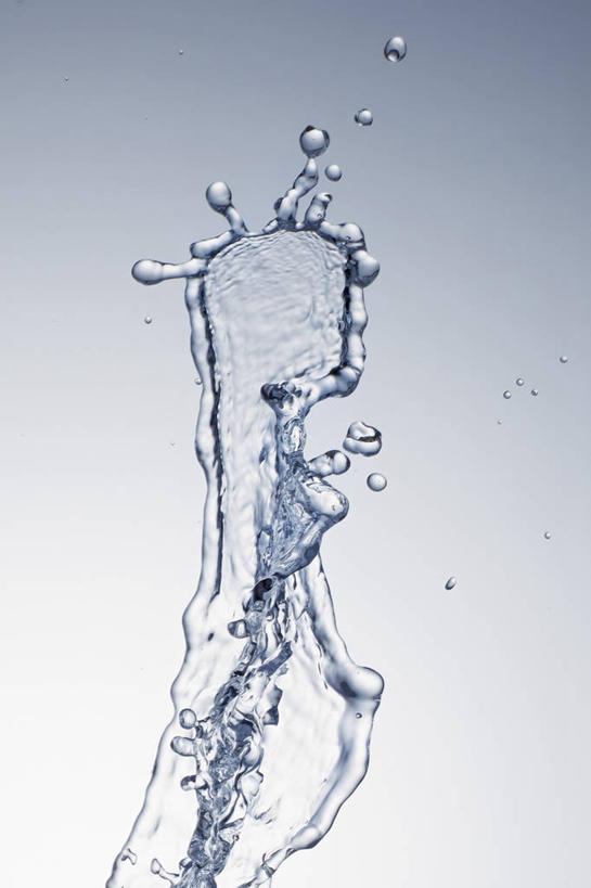 无人,竖图,室内,特写,白天,正面,水,阴影,飞溅,蓝色背景,溅,反射,液体,影子,水滴,水珠,摄影,影棚,喷洒,彩图,影棚拍摄,拍摄