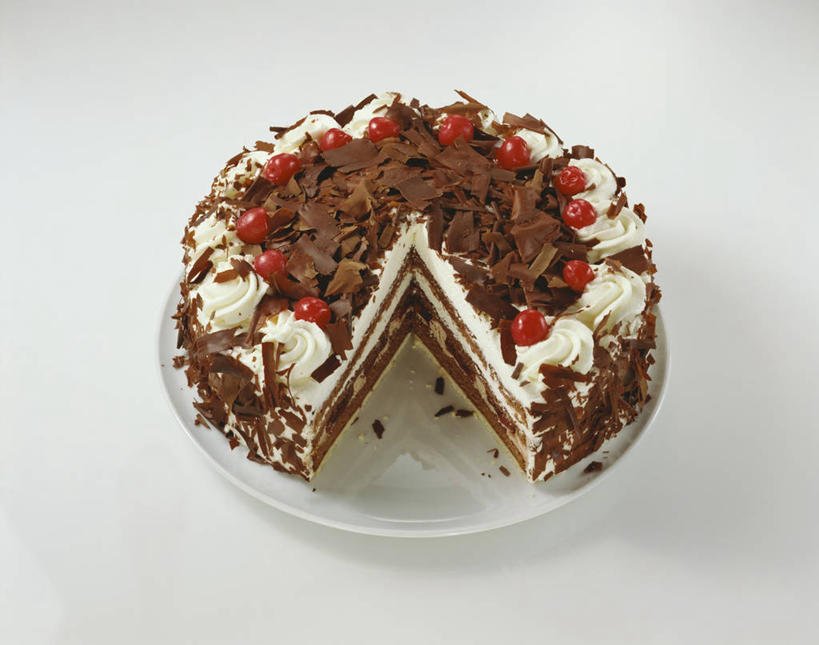 点心,无人,横图,俯视,室内,特写,白天,白色背景,下午茶,餐桌,桌子,餐具,切开,阴影,反射,碟子,盘,影子,食品,糖,糖果,甜点,甜品,食物,糕点,一个,盘子,碟,甜食,奶油,巧克力,切,摄影,影棚,单个,餐台,朱古力,黑巧克力,乳制品,剖面,切面,海绵蛋糕,激凌,克林姆,淇淋,奶酪蛋糕,乳酪蛋糕,彩图,高角度拍摄,影棚拍摄,拍摄,蛋糕