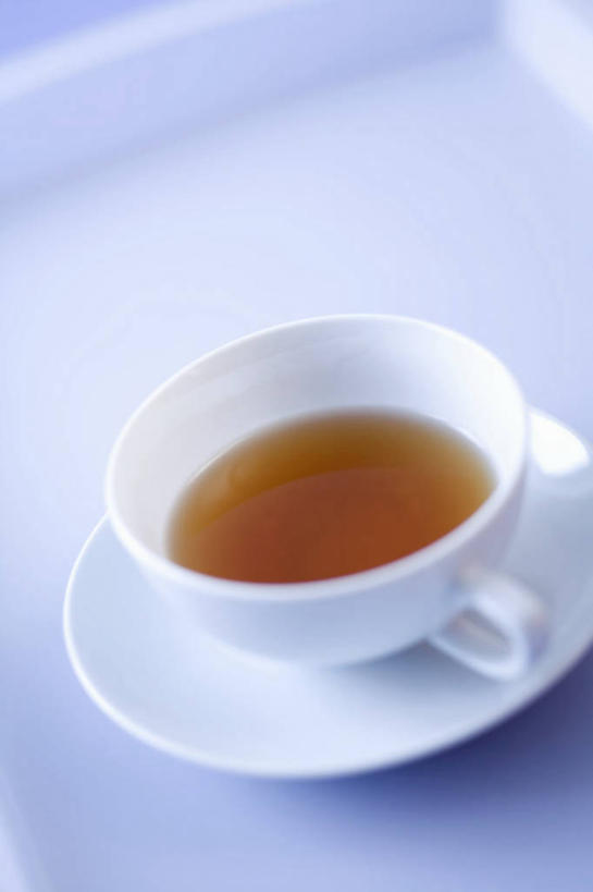 无人,竖图,俯视,室内,特写,白天,白色背景,幸福,餐桌,茶,桌子,餐具,阴影,朦胧,模糊,反射,碟子,盘,影子,陶瓷,茶叶,陶瓷制品,一杯,娱乐,一个,白色,盘子,容器,碟,碗,享受,休闲,温馨,放松,乐趣,摄影,影棚,单个,餐台,储藏,提神,舒适,储存,醒脑,彩图,高角度拍摄,影棚拍摄,拍摄,贮存