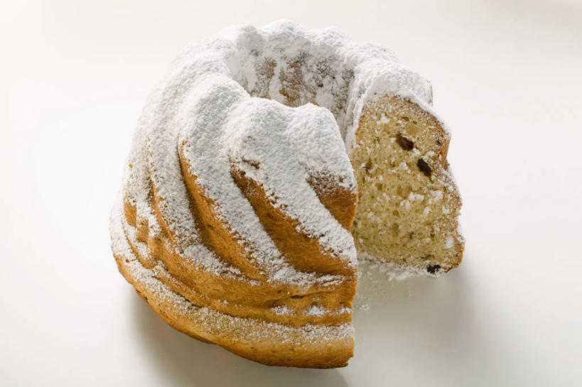 点心,面包,无人,横图,俯视,室内,特写,白天,白色背景,餐桌,桌子,阴影,反射,粉末,影子,调料,食品,糖,面点,调味品,调味料,食物,糕点,一个,粉,摄影,影棚,单个,餐台,横截面,剖面,粉状,截面,截面图形,彩图,高角度拍摄,影棚拍摄,拍摄