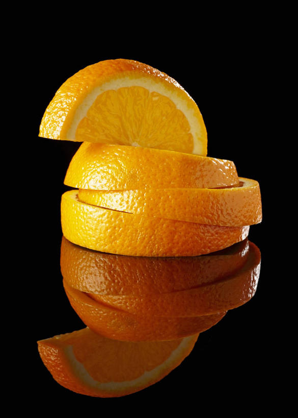无人,竖图,俯视,室内,特写,白天,餐桌,桌子,水果,一排,切开,阴影,黑色背景,新鲜,整齐,反射,影子,生食,食品,果实,食物,排列,切,橙色,摄影,有机食品,绿色食品,影棚,餐台,堆,甜橙,队列,剖面,切面,橙子,橙,彩图,高角度拍摄,影棚拍摄,拍摄,鹄壳,黄橙,黄果,金橙,金环,金球,糖橙