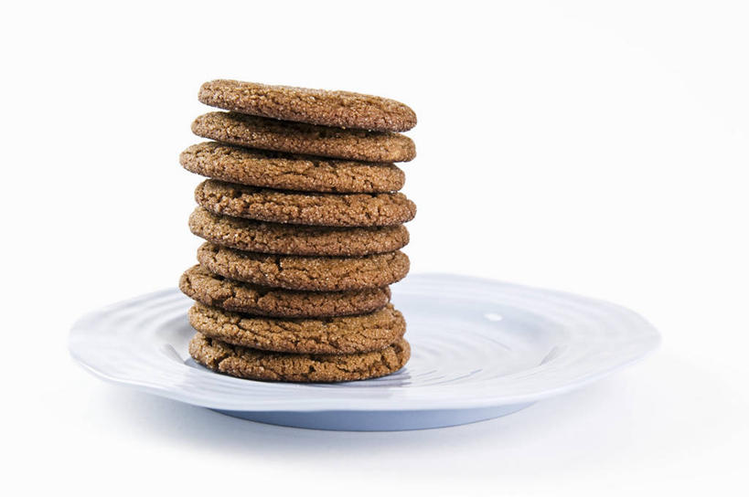 点心,无人,横图,俯视,室内,特写,白天,白色背景,餐桌,桌子,餐具,一堆,许多,阴影,堆叠,堆积,反射,碟子,盘,影子,食品,曲奇,食物,一个,白色,盘子,碟,饼干,零食,摄影,影棚,单个,餐台,堆,曲奇饼,曲奇饼干,彩图,高角度拍摄,影棚拍摄,拍摄