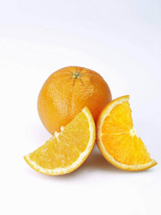 无人,竖图,俯视,室内,特写,白天,白色背景,餐桌,桌子,柑橘,水果,阴影,新鲜,反射,影子,生食,食品,果实,食物,橙色,摄影,有机食品,绿色食品,影棚,餐台,横截面,剖面,柑桔,截面,截面图形,橘子,桔子,彩图,高角度拍摄,影棚拍摄,拍摄,大红蜜橘,大红袍,红橘,黄橘,宽皮橘