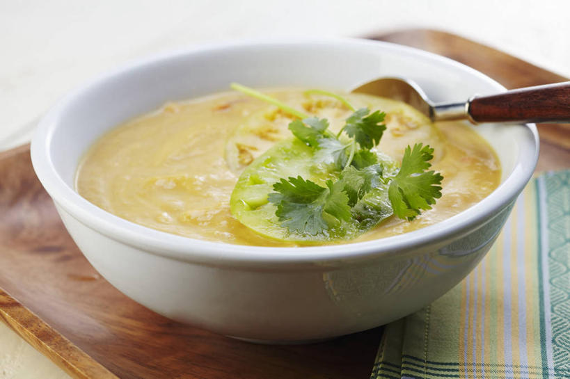 点心,无人,横图,俯视,室内,特写,白天,烹饪,中餐,桌面,桌子,南瓜,蔬菜,西红柿,叶子,金属制品,阴影,新鲜,反射,金属,木制,影子,勺子,陶瓷,金瓜,香菜,汤,料理,食品,甜点,甜品,绿叶,陶瓷制品,菜肴,美食,番瓜,食物,糕点,一个,木制品,容器,调羹,汤匙,碗,甜食,奶油,中式,嫩叶,佳肴,有机食品,绿色食品,单个,储藏,麦瓜,倭瓜,乳制品,储存,胡菜,香荽,原荽,园荽,芫荽,南瓜汤,胡荽,莞荽,芫茜,芫蓿,莚葛草,莚荽菜,激凌,克林姆,淇淋,叶,叶片,番茄,彩图,高角度拍摄,浙江菜,浙菜,贮存