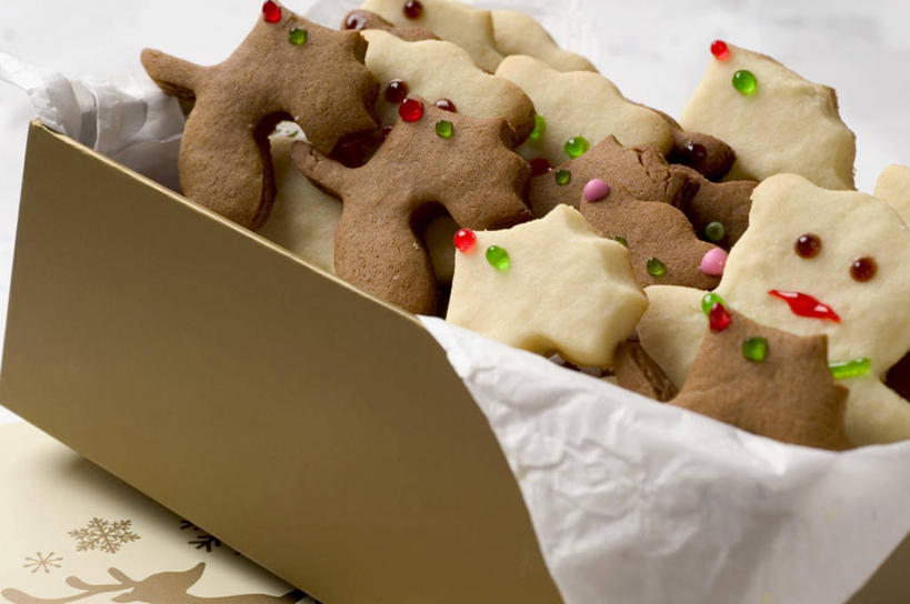 点心,无人,横图,俯视,室内,特写,白天,幸福,餐桌,桌子,哺乳动物,鹿,野生动物,熊,圣诞节,一堆,许多,阴影,堆叠,堆积,节日,庆祝,反射,影子,食品,曲奇,文化,食物,动物,容器,饼干,零食,庆典,可爱,活泼,餐台,纪念,储藏,堆,吉祥,储存,曲奇饼,曲奇饼干,进取,角鹿,驯鹿,彩图,高角度拍摄,贮存