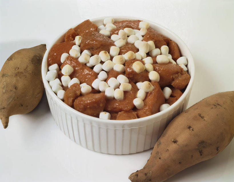 无人,横图,俯视,室内,特写,白天,白色背景,植物,桌面,桌子,一堆,许多,阴影,堆叠,堆积,反射,木制,影子,陶瓷,食品,糖,糖果,甜点,甜品,草药,药草,陶瓷制品,软糖,棉花糖,中药,食物,一个,木制品,容器,碗,甜食,摄影,影棚,单个,储藏,堆,储存,止咳,药材,中草药,药蜀葵,中药材,本草,解毒,利尿,消炎,彩图,高角度拍摄,影棚拍摄,拍摄,贮存,散寒