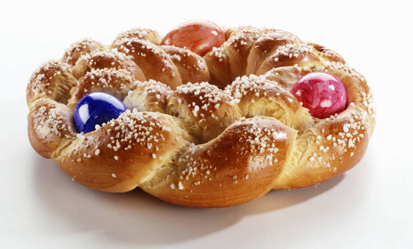 点心,面包,无人,横图,俯视,室内,特写,白天,白色背景,桌面,桌子,复活节,阴影,节日,庆祝,反射,木制,影子,蛋,芝麻,食品,面点,文化,食物,糕点,两个,一个,粉色,蓝色,木制品,庆典,摄影,影棚,单个,纪念,彩蛋,复活节彩蛋,脂麻,胡麻,白麻,巨胜子,油麻,辫子面包,彩图,高角度拍摄,影棚拍摄,拍摄