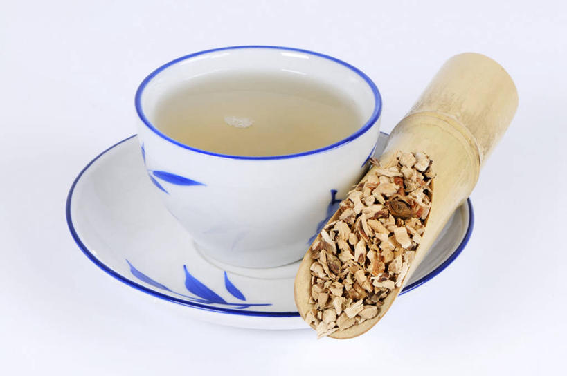 无人,横图,俯视,室内,特写,白天,白色背景,绘画,幸福,餐桌,茶,桌子,杯子,餐具,阴影,反射,彩绘,瓷器,碟子,盘,影子,勺子,陶瓷,茶叶,茶勺,娱乐,盘子,水杯,碟,享受,休闲,温馨,放松,乐趣,摄影,影棚,餐台,陶艺,提神,舒适,醒脑,彩釉,茶杯,画画,彩图,高角度拍摄,影棚拍摄,拍摄