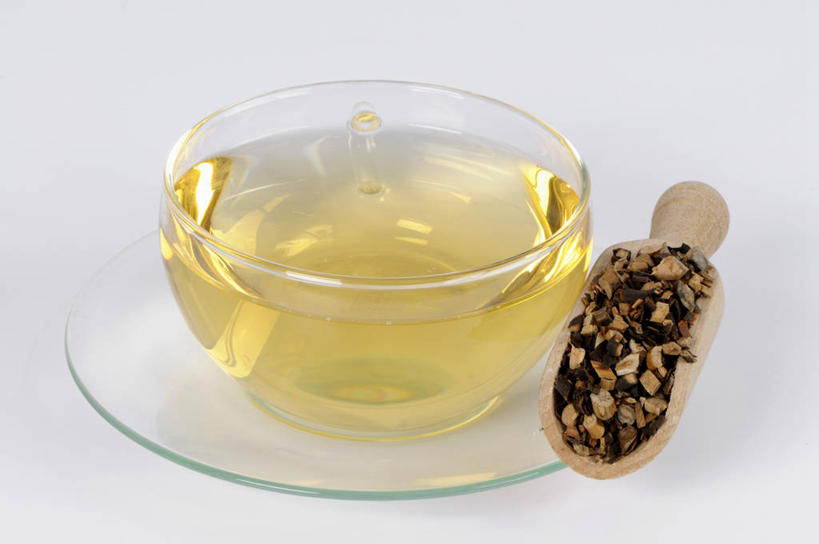 无人,横图,俯视,室内,特写,白天,白色背景,幸福,餐桌,茶,桌子,杯子,餐具,阴影,反射,木制,碟子,盘,影子,勺子,调味,香料,佐料,茶叶,饮品,肉桂,一杯,娱乐,三个,盘子,木制品,水杯,调羹,碟,汤匙,花茶,享受,休闲,温馨,放松,乐趣,保健,养生,摄影,影棚,餐台,配料,花草茶,舒适,桂皮,作料,官桂,牡桂,筒桂,香桂,玉桂,香花茶,香片,熏花茶,茶杯,彩图,高角度拍摄,影棚拍摄,拍摄