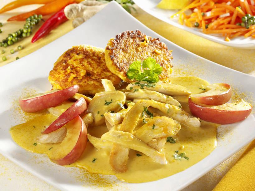 咖哩,无人,横图,俯视,室内,特写,白天,烹饪,餐桌,桌子,苹果,萝卜,胡萝卜,蔬菜,餐具,水果,阴影,新鲜,反射,碟子,盘,影子,调料,鸡肉,酱料,酱汁,肉,生食,佐料,料理,食品,果实,调味品,调味料,酱,咖喱,菜肴,美食,肉类,食物,白色,盘子,碟,佳肴,有机食品,绿色食品,餐台,肉食,红萝卜,甘荀,彩图,高角度拍摄