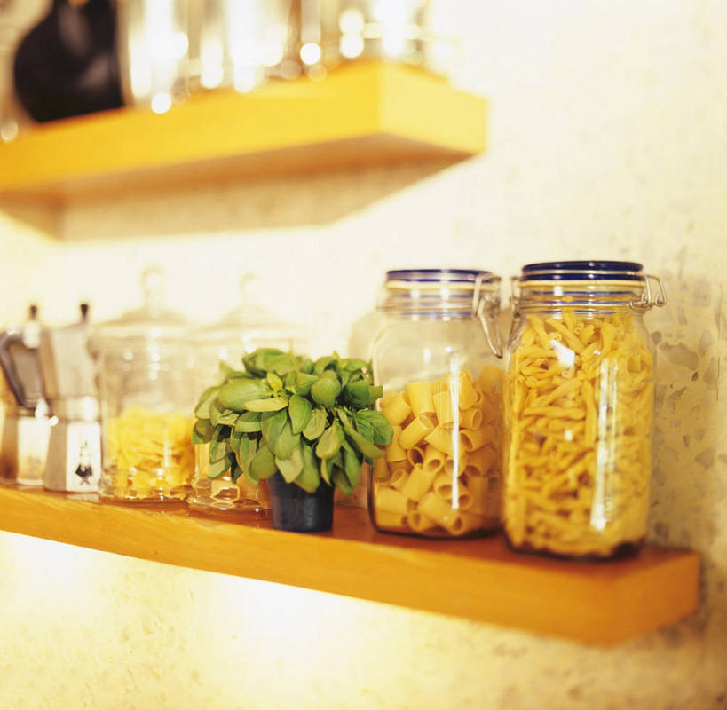 无人,横图,室内,特写,白天,正面,植物,餐桌,桌子,叶子,玻璃,一排,许多,阴影,整齐,反射,盆栽,影子,香料,绿叶,草药,盆景,中药,玻璃制品,排列,绿色,自然,玻璃瓶,瓶子,香草,嫩叶,摄影,影棚,生长,成长,餐台,罗勒,队列,紫苏,药材,中草药,广口瓶,九层塔,圣约瑟夫草,甜罗勒,兰香,中药材,本草,叶,叶片,彩图,影棚拍摄,拍摄