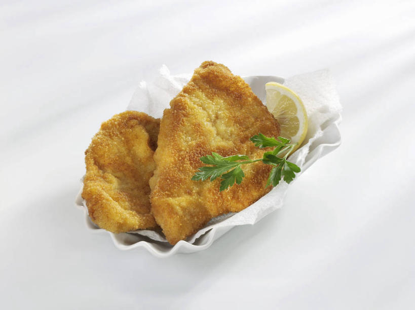 无人,横图,俯视,室内,特写,白天,白色背景,餐桌,桌子,柠檬,水果,两块,阴影,新鲜,反射,影子,调味,肉,生食,香料,佐料,食品,果实,猪排,猪肉,肉类,食物,容器,摄影,有机食品,绿色食品,影棚,餐台,储藏,配料,储存,肉食,豚肉,作料,益母果,柠果,彩图,高角度拍摄,影棚拍摄,拍摄,贮存