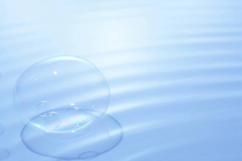 无人,横图,室内,特写,白天,正面,水,波纹,蓝色背景,透明,图形,液体,气泡,水滴,涟漪,漩涡,几何,水泡,水珠,水纹,泡泡,球体,摄影,影棚,圆弧,数学,彩图,影棚拍摄,拍摄,几何图形,立体几何,立体图形