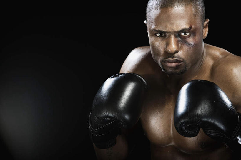 西方人,肌肉,健壮,一个人,拳击手,横图,室内,白天,正面,锻炼,安全,比赛,运动,拳击,欧洲,非洲,黑人,欧洲人,仅一个男性,仅一个人,仅一个中年男性,阴影,黑色背景,反射,影子,防护,拳击手套,注视,运动器械,裸露,黑色,手套,观察,看,健康,健身器械,活力,力量,摄影,影棚,观看,青春,保护,察看,强壮,关注,裸,保险,受伤,健身器材,保全,周全,安稳,安定,防护手套,平安,体育,男人,男性,中年男性,非洲人,拳击家,拳击运动员,半身,彩图,影棚拍摄,健身,拍摄,运动器材