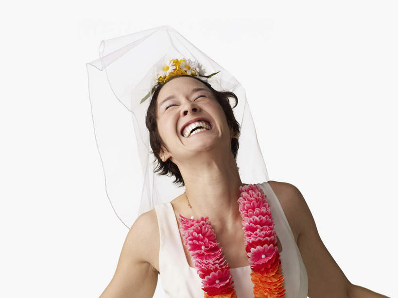 东方人,一个人,新娘,站,闭眼,笑,微笑,露齿笑,横图,室内,白天,白色背景,正面,婚纱,婚礼,快乐,亚洲,仅一个女性,仅一个人,阴影,头纱,庆祝,装饰,盛开,反射,花环,影子,结婚,花蕾,黄种人,花,花瓣,花朵,鲜花,花苞,花蕊,站着,仅一个中年女性,喜庆,摄影,影棚,纪念,华丽,修饰,点缀,衬托,美观,雅致,雅观,女人,女性,中年女性,亚洲人,闭眼睛,闭着眼,闭着眼睛,抬头,仰头,站立,半身,彩图,影棚拍摄,婚礼服,礼服,高兴,拍摄,婚礼头纱