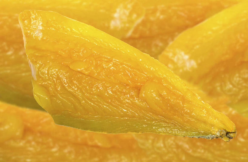 海鲜,生鱼片,无人,横图,俯视,室内,特写,白天,餐桌,桌子,一堆,许多,阴影,堆叠,堆积,反射,鱼,影子,肉,鱼肉,鱼片,水产,肉类,鱼类,海洋生物,黄色,摄影,影棚,餐台,堆,水生动物,海产品,水生物,肉食,海底动物,鳕鱼,沙西米,鳘鱼,黄线狭鳕,彩图,高角度拍摄,影棚拍摄,拍摄,刺身