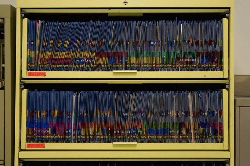 无人,横图,室内,特写,白天,正面,柜子,静物,一排,整齐,并列,并排,材料,档案,文件,排列,资料,队列,文档,平行,档案柜,彩图