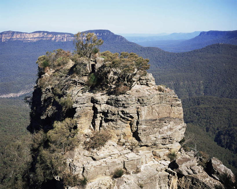 无人,公园,横图,俯视,航拍,室外,白天,旅游,度假,石头,美景,山,山脉,树林,峡谷,植物,澳大利亚,朦胧,模糊,纹路,石子,纹理,景观,山峰,云,云朵,山谷,山峦,云彩,娱乐,树,树木,蓝色,绿色,白云,蓝天,天空,自然,群山,天,享受,休闲,景色,放松,生长,晴朗,成长,国家公园,岩层,鸟瞰,自然风光,大洋洲,澳洲,南方大陆,肌理,澳大利亚联邦,新州,新南威尔士,新南威尔士州,蓝山国家公园,石块,岩石,晴空,彩图,高角度拍摄