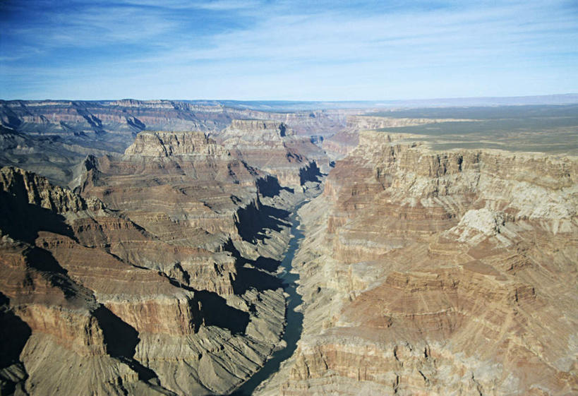 无人,公园,横图,俯视,航拍,室外,白天,旅游,度假,河流,石头,美景,水,峡谷,美国,阴影,光线,石子,影子,河水,景观,水流,山谷,娱乐,天空,阳光,自然,天,享受,休闲,景色,放松,晴朗,北美,北美洲,国家公园,犹他州,岩层,鸟瞰,自然风光,美洲,万里无云,峡谷地国家公园,北亚美利加洲,亚美利加洲,犹他,蜂窝之州,蜂房州,美国峡谷地国家公园,石块,岩石,晴空,晴空万里,彩图,高角度拍摄