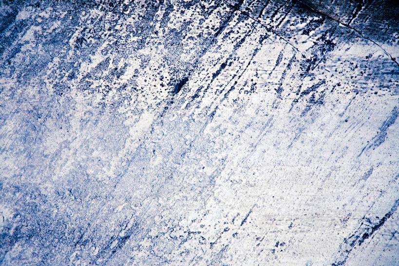 无人,横图,室外,特写,白天,正面,阴影,粗糙,反射,纹路,纹理,影子,墙,痕迹,破坏,墙壁,墙面,蓝色,损坏,毛糙,毁坏,肌理,陈迹,彩图