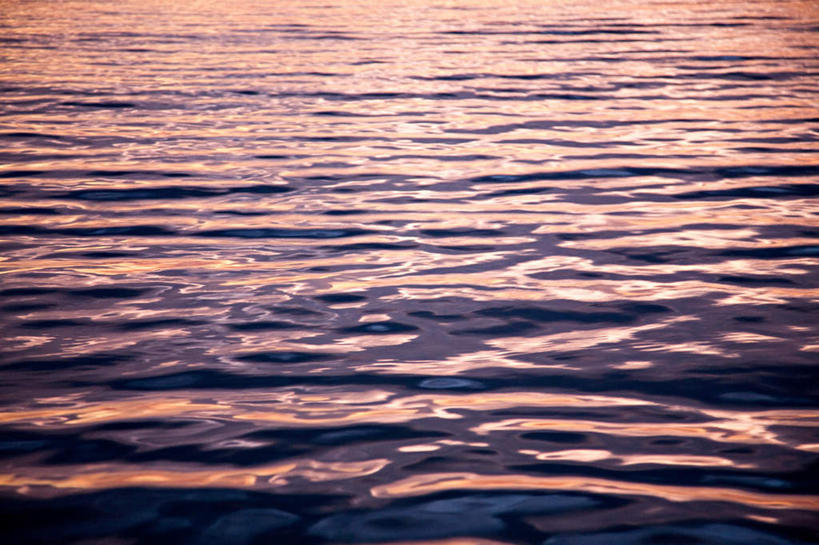 无人,横图,室外,白天,正面,旅游,度假,海浪,海洋,美景,日落,阴影,光线,影子,景观,浪花,晚霞,霞光,落日,娱乐,阳光,自然,海水,黄昏,享受,休闲,景色,彩霞,放松,波光粼粼,自然风光,海景,夕照,大海,风浪,海,海水的波动,近岸浪,涌浪,夕阳,彩图,斜阳