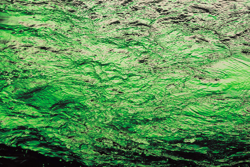 无人,横图,俯视,室内,特写,白天,水,绿色背景,阴影,波纹,飞溅,溅,透明,反射,螺旋,液体,影子,气泡,水滴,涟漪,漩涡,水泡,水珠,水纹,泡泡,波浪,摄影,影棚,旋涡,圆弧,喷洒,水晕,彩图,高角度拍摄,影棚拍摄,拍摄