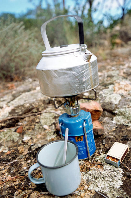 无人,竖图,俯视,室外,特写,白天,旅游,度假,美景,沙滩,植物,杯子,金属制品,非洲,埃及,朦胧,模糊,金属,壶,沙子,陶瓷,河岸,河滩,景观,云,云朵,陶瓷制品,沙地,云彩,娱乐,水壶,树,树木,一个,蓝色,绿色,白云,蓝天,天空,自然,茶壶,马克杯,容器,水杯,天,享受,休闲,景色,放松,生长,晴朗,单个,成长,古埃及,自然风光,北非,阿拉伯埃及共和国,金字塔之国,棉花之国,阿非利加洲,晴空,彩图,高角度拍摄