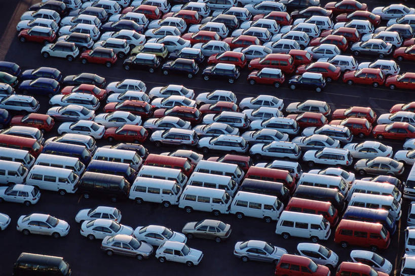 无人,停车场,横图,俯视,航拍,室外,白天,度假,美景,城市风光,城市,汽车,一排,许多,停靠,整齐,景观,娱乐,车,排列,交通工具,轿车,享受,休闲,景色,放松,鸟瞰,队列,停泊,载具,彩图,高角度拍摄,泊车场