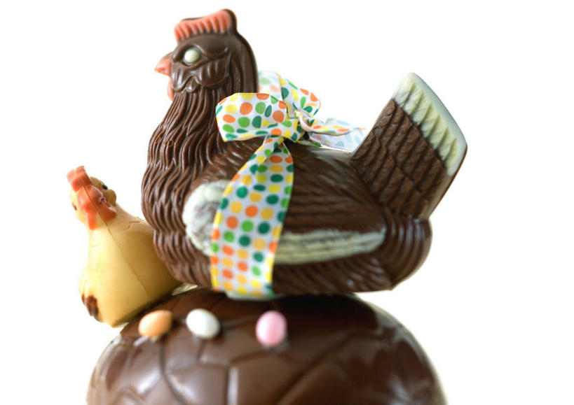 点心,无人,横图,室内,特写,白天,白色背景,正面,鸡,礼物,雕塑,复活节,节日,庆祝,雕刻,食品,糖,糖果,甜点,甜品,文化,食物,糕点,两个,工艺品,甜食,巧克力,庆典,摄影,影棚,纪念,朱古力,彩图,影棚拍摄,拍摄