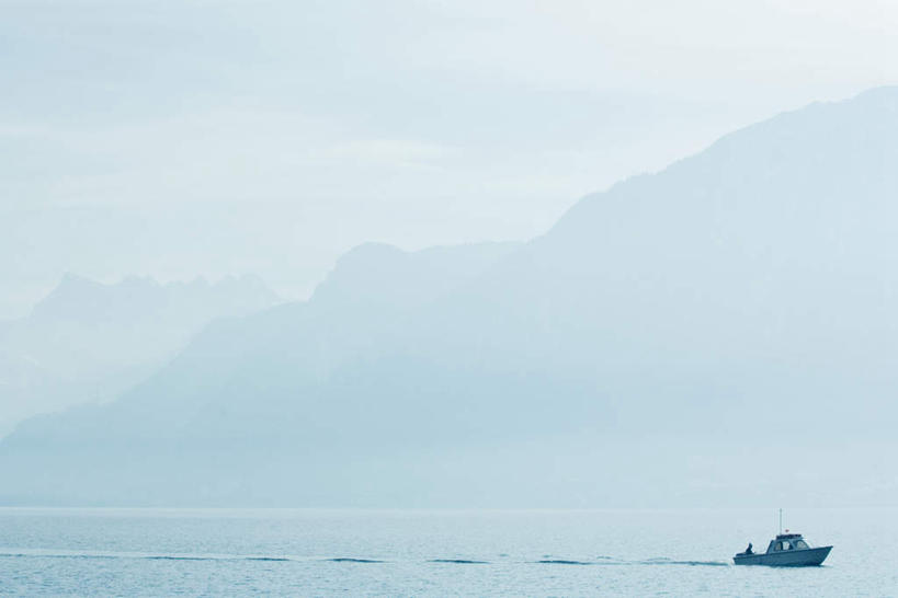 无人,横图,室外,白天,正面,旅游,度假,湖,湖泊,美景,山,山脉,水,法国,瑞士,欧洲,波纹,飞溅,溅,液体,湖面,景观,山峰,水流,水面,游艇,山峦,娱乐,莱蒙湖,水纹,自然,船尾波,波浪,湖水,群山,享受,休闲,景色,放松,喷洒,自然风光,中欧,法兰西共和国,法兰西第五共和国,日内瓦湖,瑞士联邦,莱芒湖,彩图