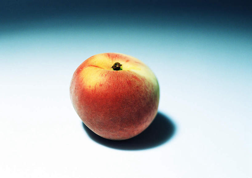 无人,横图,俯视,室内,特写,白天,白色背景,桌面,苹果,水果,阴影,新鲜,反射,影子,生食,食品,果实,食物,一个,黄色,红色,球体,摄影,有机食品,绿色食品,影棚,单个,彩图,高角度拍摄,影棚拍摄,拍摄