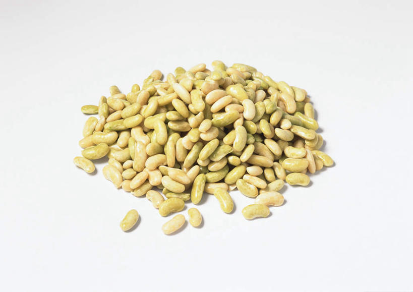 无人,横图,俯视,室内,特写,白天,白色背景,植物,餐桌,桌子,豆,蔬菜,一堆,许多,堆叠,堆积,新鲜,豆类,豆子,食品,食物,黄色,摄影,有机食品,绿色食品,影棚,餐台,堆,豆科,彩图,高角度拍摄,影棚拍摄,拍摄