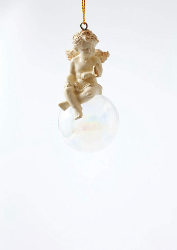 无人,竖图,室内,特写,白天,白色背景,仰视,静物,圣诞节,天使,悬挂,节日,庆祝,装饰,线,文化,一个,庆典,摄影,影棚,单个,纪念,华丽,修饰,点缀,衬托,美观,雅致,雅观,彩图,低角度拍摄,影棚拍摄,拍摄